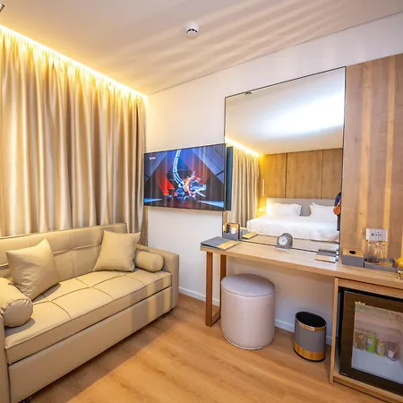 Vale Otel Saranda