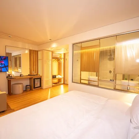Vale Otel Saranda