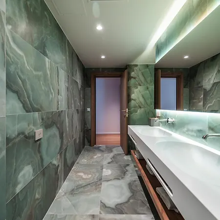 ホテル Vale Sarandë