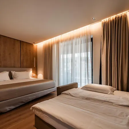 Vale Hotel Sarande